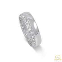 Carregar imagem no visualizador da galeria, 19.2ct Solid White Gold Wedding Ring AL0037