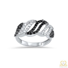 Load image into Gallery viewer, 9ct White Gold Ring 9AN015
