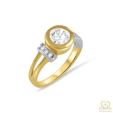 Load image into Gallery viewer, 9ct Yellow and White Gold Ring 9AN0165
