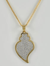 Load image into Gallery viewer, 19.2ct Gold Heart Pendant BE0600
