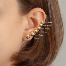 Carregar imagem no visualizador da galeria, 19.2ct Gold Ball Stud  Earrings BR024

